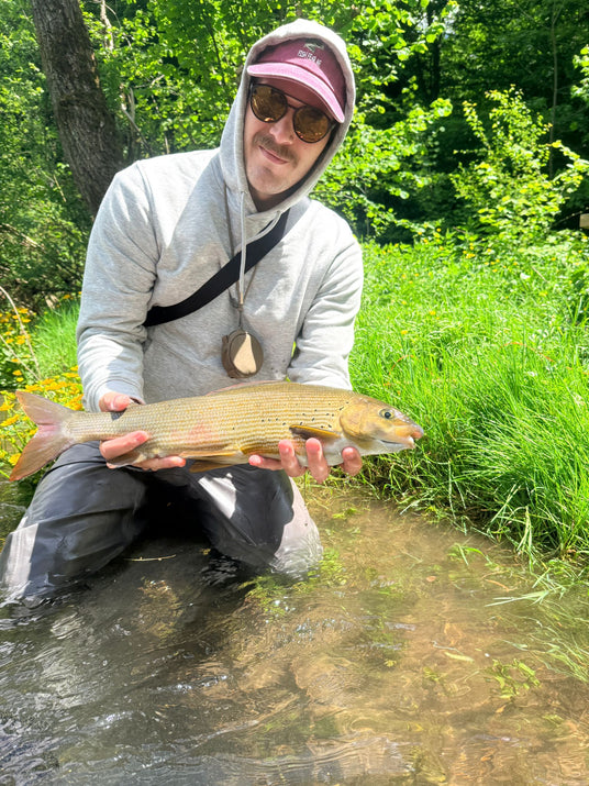 Outside Travels fiskeresa till Bosnien – flugfiske med Team Baitbox och fiskeupplevelser – bild 3