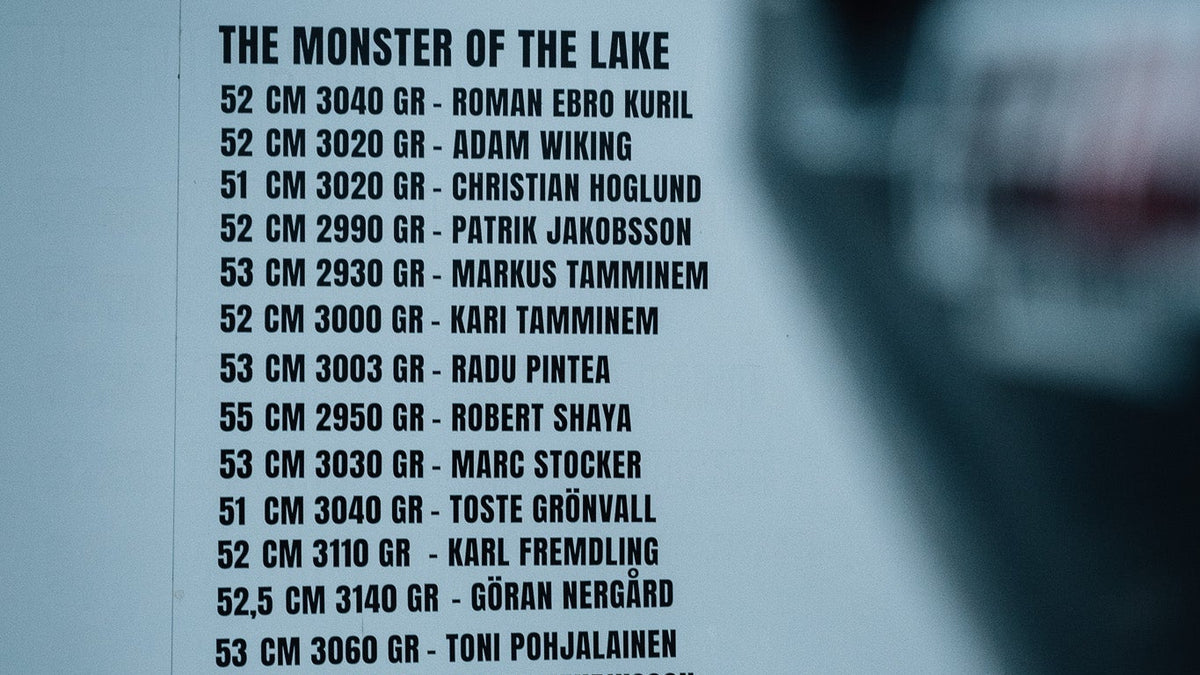 Lista med titeln Sjöodjuret visar namn, vikt i gram och längd i cm på fisk fångad av sportfiskare under en fiskeresa.