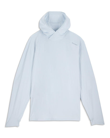 Simms Solarflex Hoody: ljusblå fisketröja med huva, långa ärmar, UPF 50+, tumhål och diskret bröstlogo.