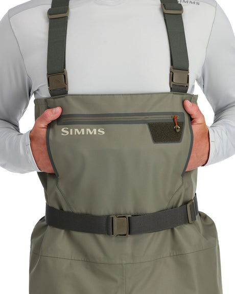 Simms Tributary Stockingfoot Basalt – fiskeutrustning från Outside Travels