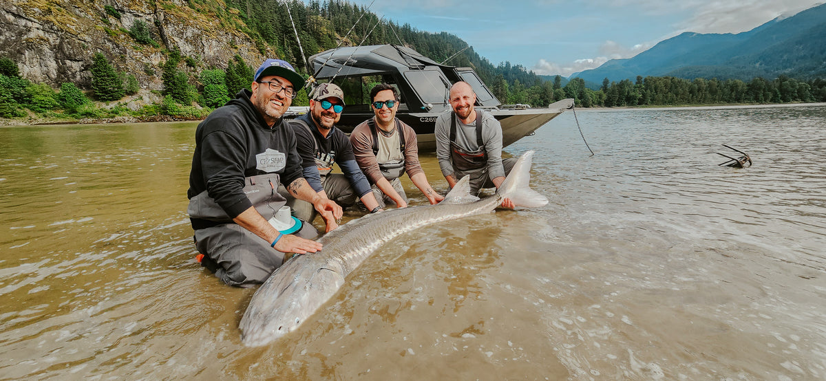 Fiskeresa till Fraser River i Kanada med Outside Travels – störfiske